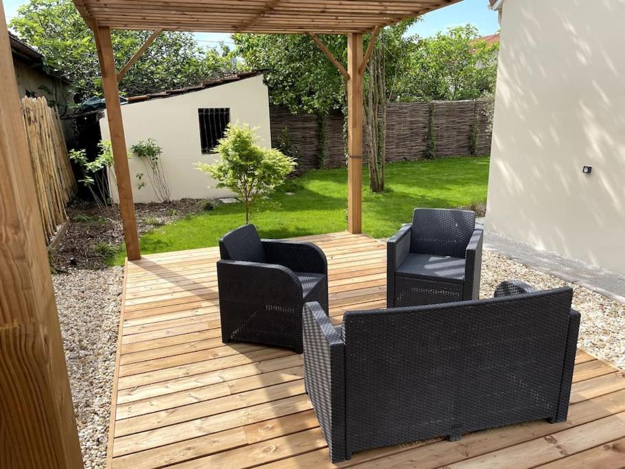 Petite Maison Avec Jardin Au Calme Floirac  Ngoại thất bức ảnh