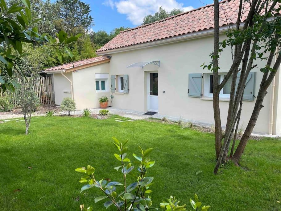 Petite Maison Avec Jardin Au Calme Floirac  Ngoại thất bức ảnh